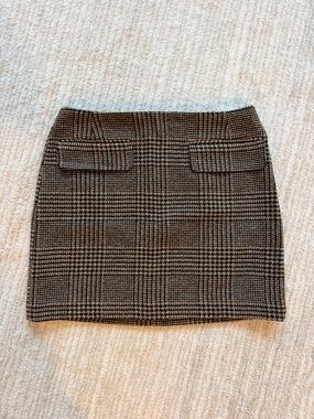Banana Republic Plaid Mini Skirt in Brown and Black